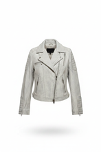 Cargar imagen en el visor de la galería, Chaqueta cuero blanca fondo blanco

