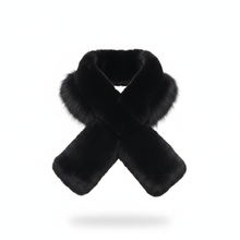 Cargar imagen en el visor de la galería, Cuello rex negro ribete zorro fondo blanco lujo
