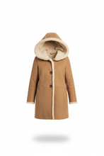 Cargar imagen en el visor de la galería, Trenka double face camel capucha shearling crema de frente sin maniquí fondo blanco
